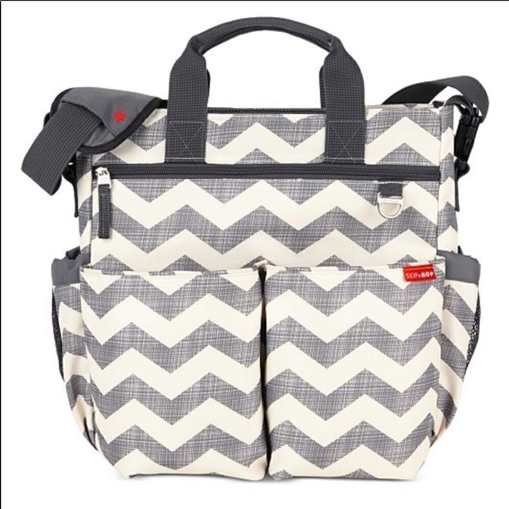 🎉 HP 🎉 Skip hop diaper bag 🍼